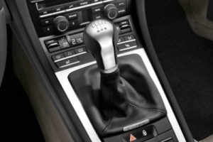 Когда переключать передачи на &laquo;механике&raquo;: порядок переключения передач и особенности