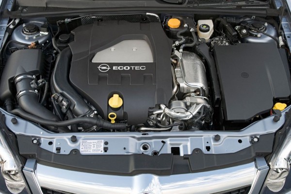 Претензии на бизнес в кузове хэтчбек: стоит ли покупать Opel Signum за 500 тысяч рублей