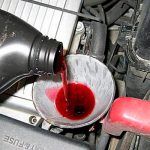 Трансмиссионное масло: можно ли смешивать продукты разных производителей