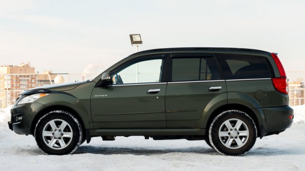 Автоэксперт Зиновьев назвал самый надежный внедорожник на вторичке в РФ