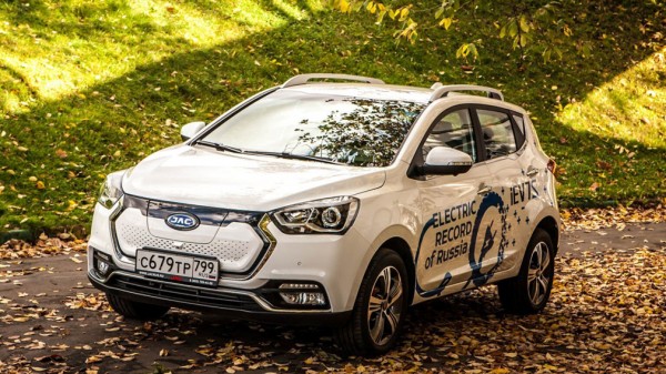 Во Владивостоке в 2022 году заработает первый в РФ каршеринг электрокаров