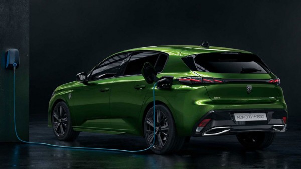 Новый Peugeot 308 признан &laquo;Лучшим Женским Автомобилем Мира 2022&raquo;