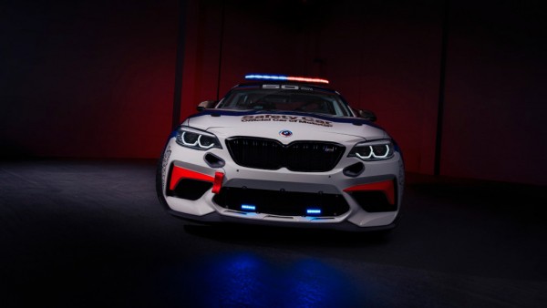 Спортивный BMW M2 CS Racing стал автомобилем безопасности в серии MotoGP