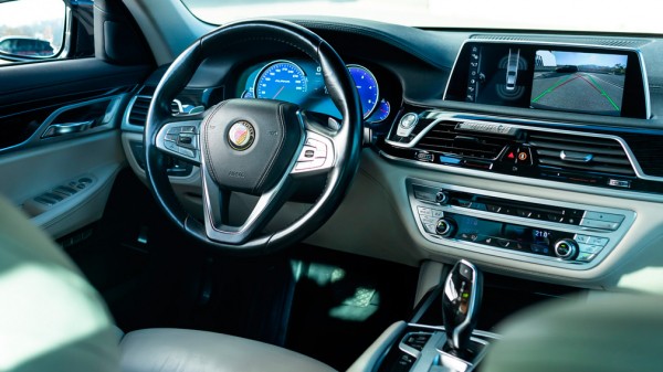 Ателье Manhart доработало дизельную BMW седьмой серии