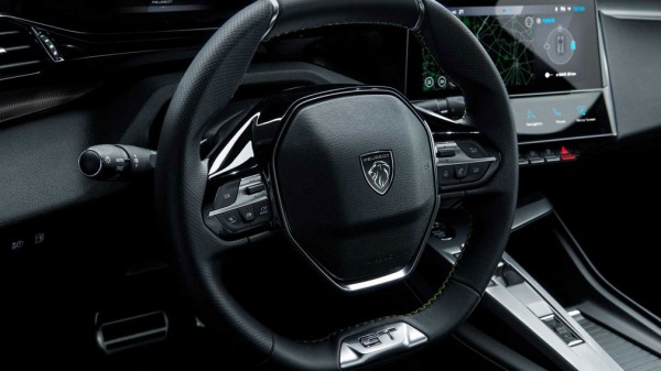 Новый Peugeot 308 признан &laquo;Лучшим Женским Автомобилем Мира 2022&raquo;