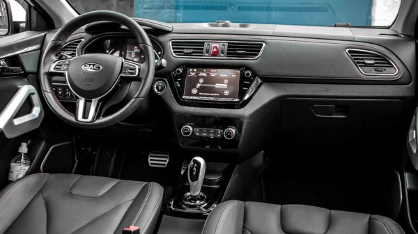 Во Владивостоке в 2022 году заработает первый в РФ каршеринг электрокаров