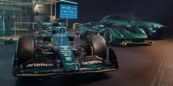 Aston Martin представил болид сезона 2022