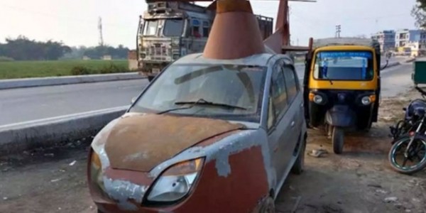 Житель Бахрейна превратил автомобиль в нелетающий вертолет