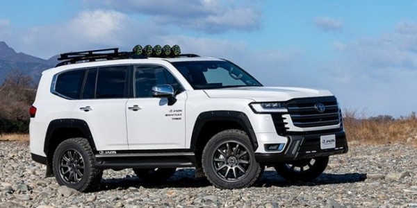 В Японии нашли способ повысить проходимость Land Cruiser 300