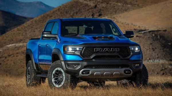 Назвали самые популярные модели автомобилей у &laquo;серых&raquo; дилеров в РФ в 2021 году