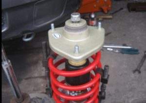 Передние стойки Лада Калина: особенности выбора