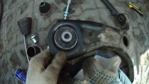 Замена сайлентблока переднего рычага