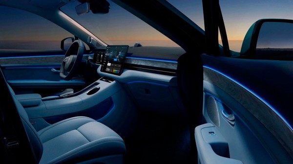 Кроссовер AITO M5 вышел в продажу в Китае с мультимедийным комплексом от Huawei