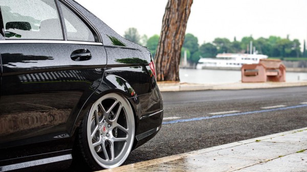 Преимущества и недостатки колесных дисков разных видов: кованых, литых, штампованных