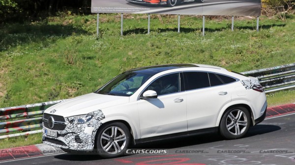 В Сети появились шпионские снимки обновлённого кроссовера Mercedes-Benz GLE Coupe 