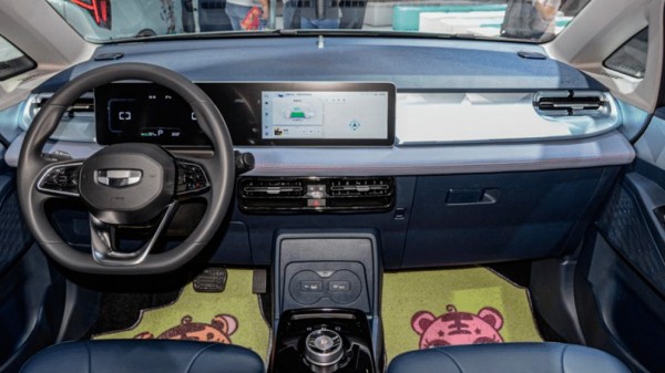 Компания Geely рассекретила компактный электрокар дешевле Lada Xray