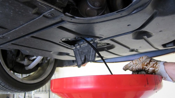 Пять мифов про уровень масла в двигателе