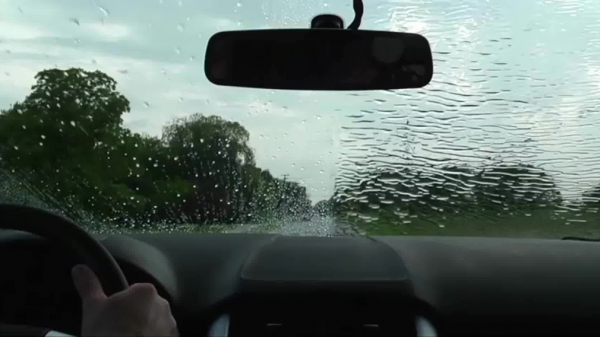 Как может навредить антидождь и чем нужно руководствоваться при выборе жидкости