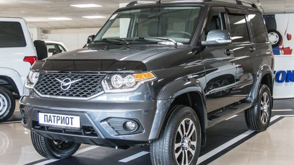 Ульяновский автозавод УАЗ выпустит упрощенную Буханку и Патриот в 2022 году
