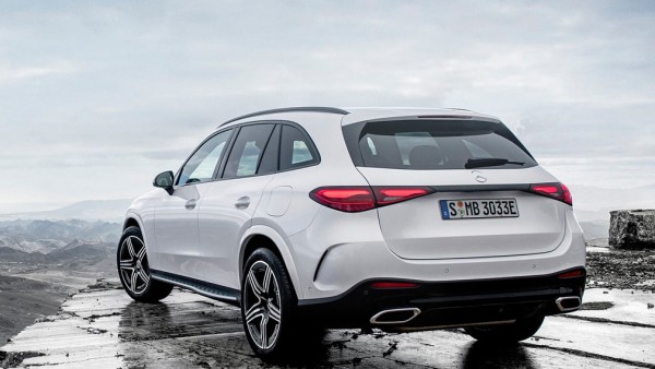 Компания Mercedes-Benz показала кроссовер GLC нового поколения 