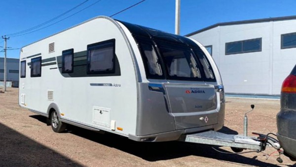 Автодома и жилые прицепы: выбираем дом на колесах с пробегом