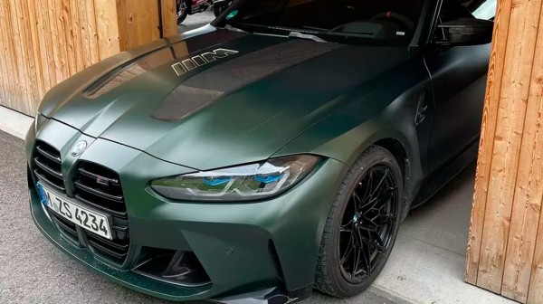 Бывший глава подразделения BMW M показал эксклюзивный капот для M4