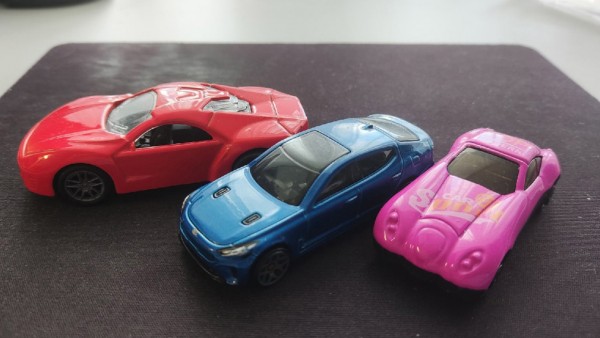 Россияне в 2022 году переориентировались на отечественные автомобили и расходники