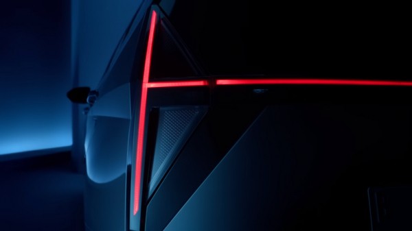 Компания HYUNDAI анонсировала новый бюджетный минивэн HYUNDAI Stargazer для азиатских рынков