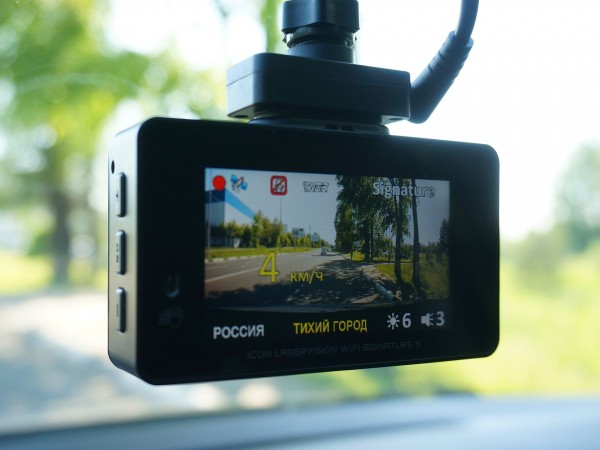 &laquo;Икона технологий&raquo;: обзор комбо-устройства iBOX iCON LaserVision WiFi Signature S