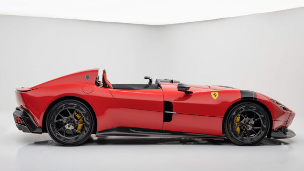 Ателье Mansory предложило комплект доработок для редчайшего суперкара Ferrari