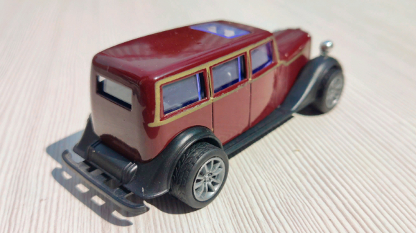 Известный автомобильный эксперт Зенкевич оценил дизайн нового модельного ряда &laquo;Москвича&raquo;