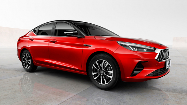 Названы китайские автомобили, которые подешевели в России в июле