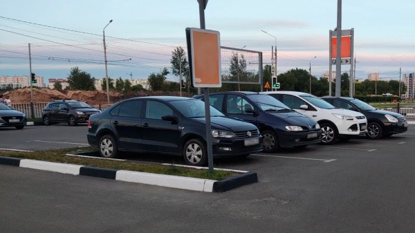 Специалисты Drom выяснили, что автомобили с пробегом в РФ подешевели на 25% во втором квартале 2022 года