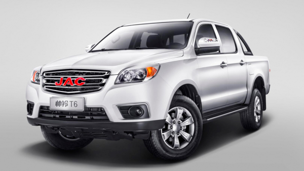 Названы китайские автомобили, которые подешевели в России в июле