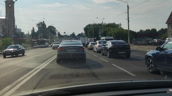 К каким проблемам может привести езда накатом