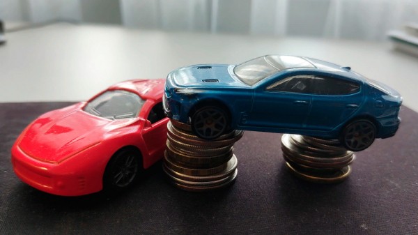 Специалисты Drom выяснили, что автомобили с пробегом в РФ подешевели на 25% во втором квартале 2022 года