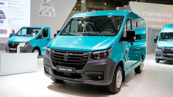 Горьковский автозавод приостановил производство и отправил сотрудников в отпуск на две недели