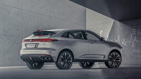 На российском рынке кроссовер CHANGAN UNI-K получит полный привод