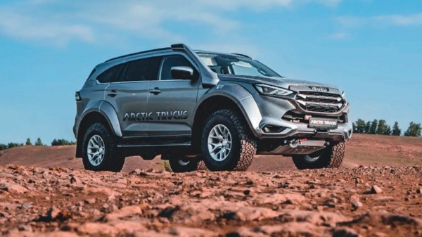 Компания Arctic Trucks подготовила ISUZU MU-X в экстремальной версии AT35 для рынка РФ