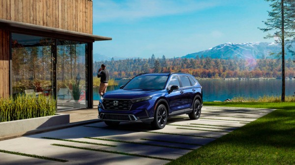 Кроссовер Honda CR-V новой генерации может добраться до российского рынка