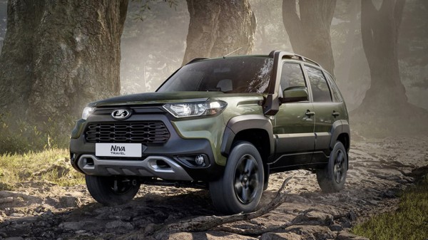 У дилеров закончились внедорожники Lada Niva Travel