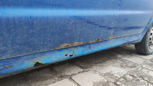 Названы самые быстро гниющие автомобили в России