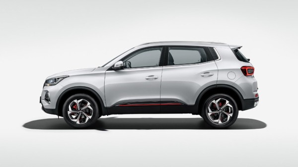Обновленный кроссовер CHERY TIGGO 4 появится в России осенью