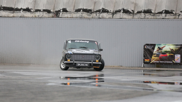 ВАЗ-2102 назван самым боевым автомобилем &laquo;ЖиФеста&raquo;