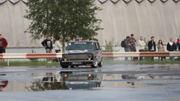 ВАЗ-2102 назван самым боевым автомобилем &laquo;ЖиФеста&raquo;