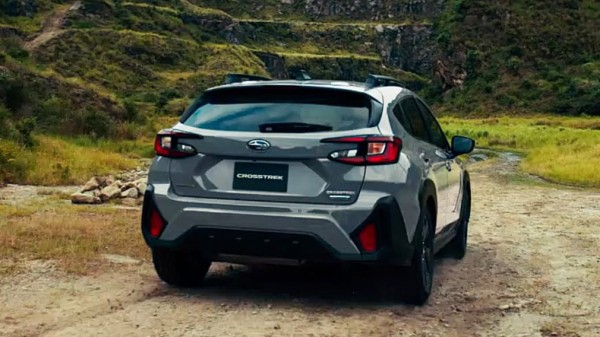 Кроссовер Subaru Crosstrek в новом поколении получил выразительный экстерьер