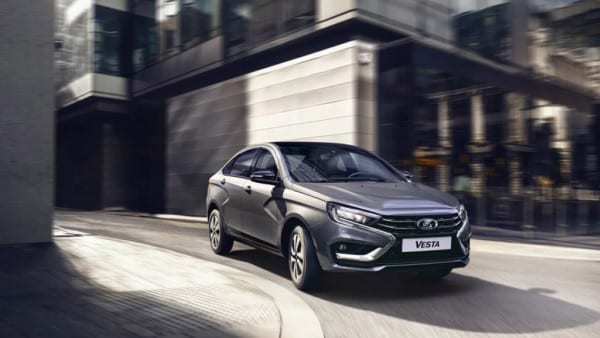 Названы объемы производства LADA Vesta в 2023 году