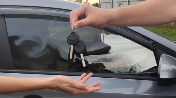 Автоэксперт рассказал, стоит ли сейчас продавать свой автомобиль