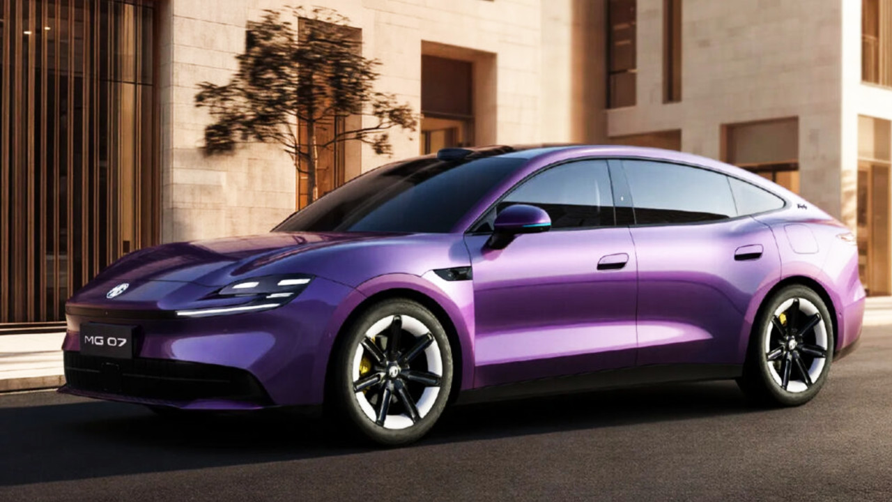 Иллюстрация 101auto.ru: MG7 сравнили с Porsche и Xiaomi: почему новый седан вызвал спор о дизайне