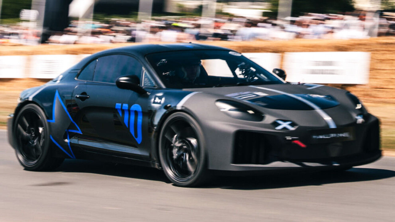 Иллюстрация 101auto.ru: Alpine A110 может сохранить бензиновую версию из-за планов выхода в США